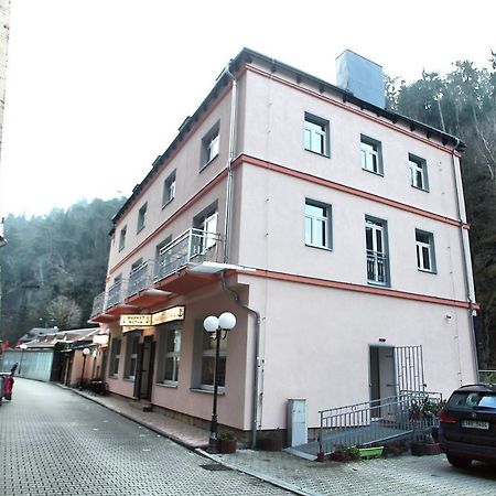 Hotel Kotva Hřensko Kültér fotó
